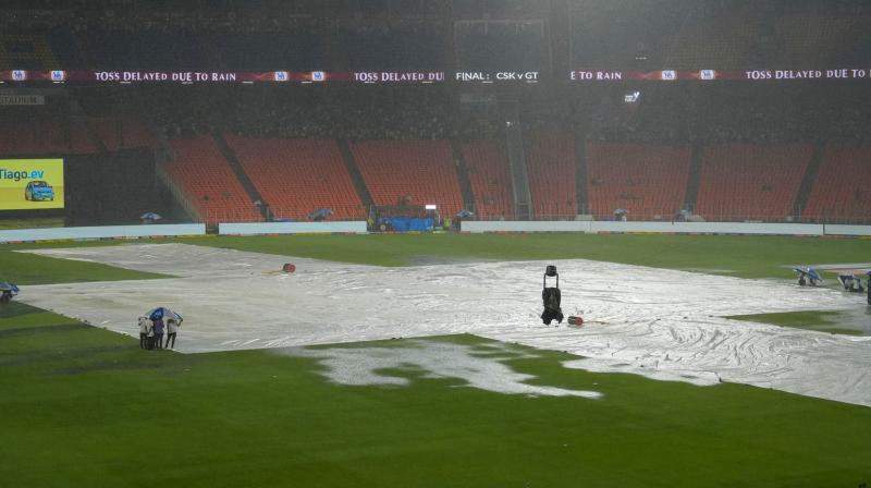 Ahmedabad weather forecast: Will rain deny MS Dhoni a fifth trophy on reserve day? Ahmedabad weather forecast: Will rain deny MS Dhoni a fifth trophy on reserve day?