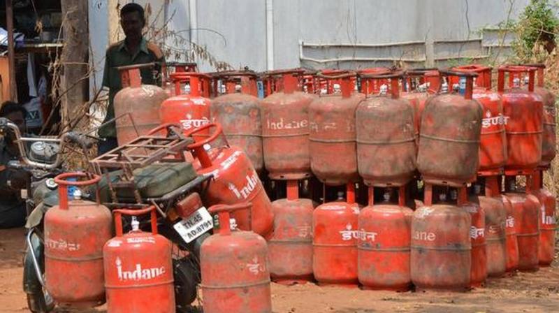 If india lockdown extended more than 3 weeks even then no shortage of lpg