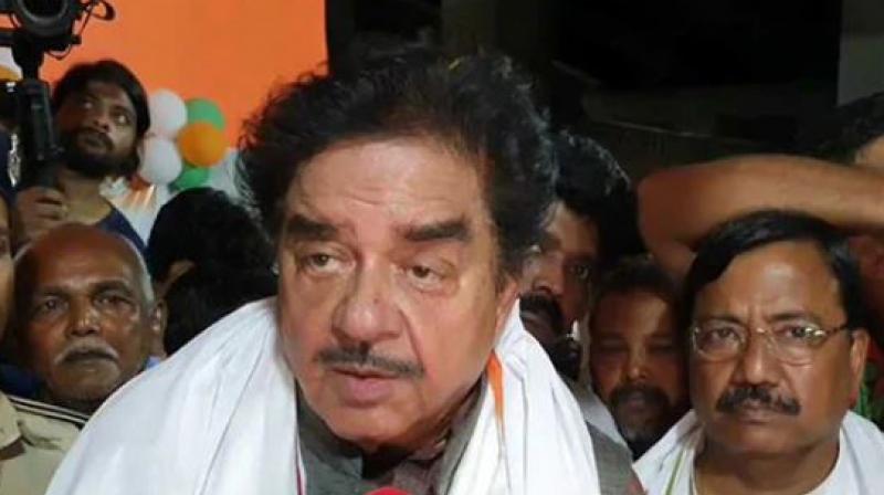 Shatrughan Sinha takes a dig on PM Modi and Amit Shah Shatrughan Sinha takes a dig on PM Modi and Amit Shah