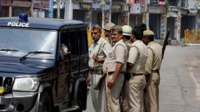 up on alert after let threatens to blow up kashi vishwanath other temples and railway stations
