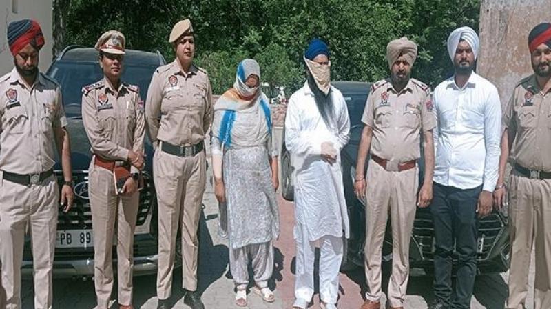Police arrested husband and wife Police arrested husband and wife