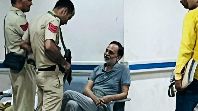 SC grants interim bail to Satyendar Jain for six weeks on medical grounds SC grants interim bail to Satyendar Jain for six weeks on medical grounds