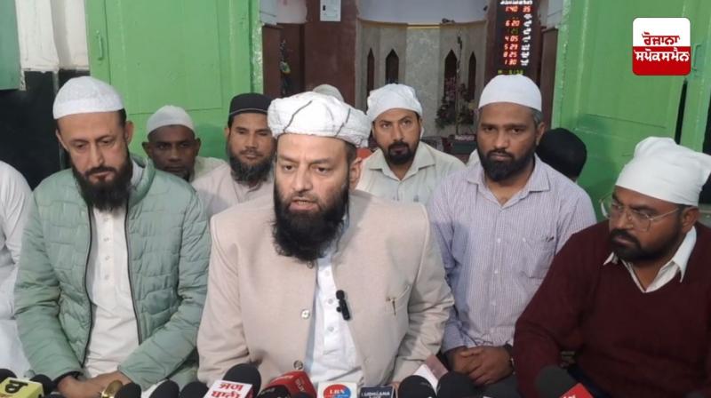 Demand raised to register a case against actress Sonam Bajwa and the team of the film 'Pitt Siapa'