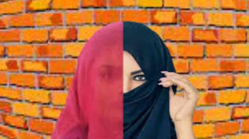 Conversion of 14 members of a Hindu family at the Dargah of Sindh Pakistan News Conversion of 14 members of a Hindu family at the Dargah of Sindh Pakistan News