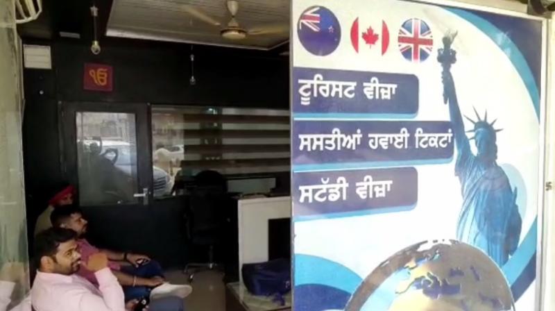 CBI raid on Immigration Company office at Machhiwara Sahib CBI raid on Immigration Company office at Machhiwara Sahib