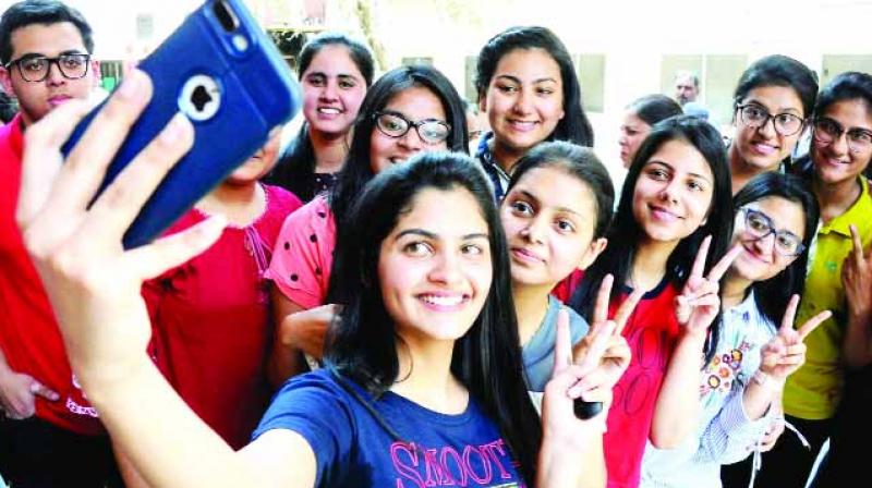 Girls top in CBSE Exam Girls top in CBSE Exam