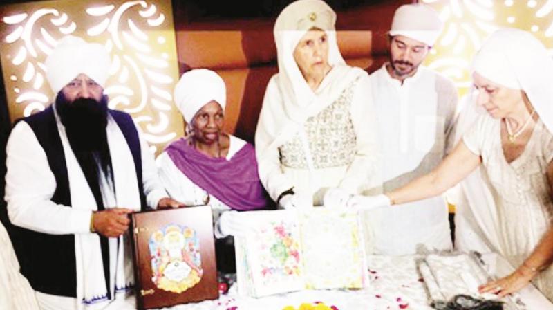 Japji Sahib translated into 19 languages Japji Sahib translated into 19 languages
