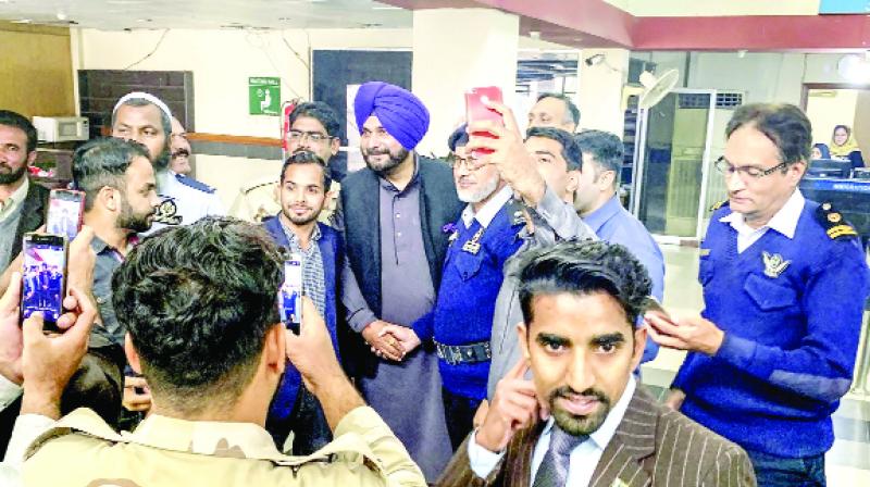Sidhu arrives Pakistan for Kartarpur Corridor foundation stone Sidhu arrives Pakistan for Kartarpur Corridor foundation stone