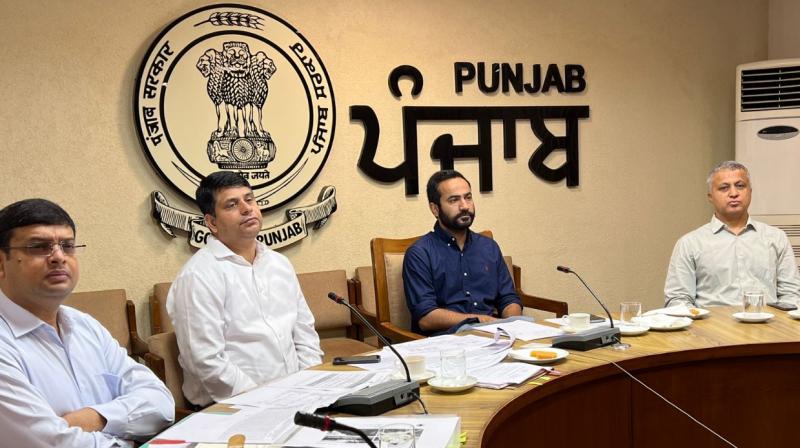 Central should provide financial assistance to farmers for stubble management: Meet Hayer Central should provide financial assistance to farmers for stubble management: Meet Hayer