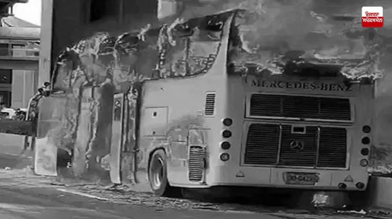 A school bus caught fire in Thailand, 25 students died A school bus caught fire in Thailand, 25 students died