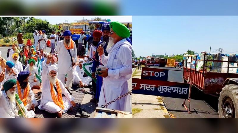 Farmers blocked Amritsar-Jammu highway in Gurdaspur Farmers blocked Amritsar-Jammu highway in Gurdaspur