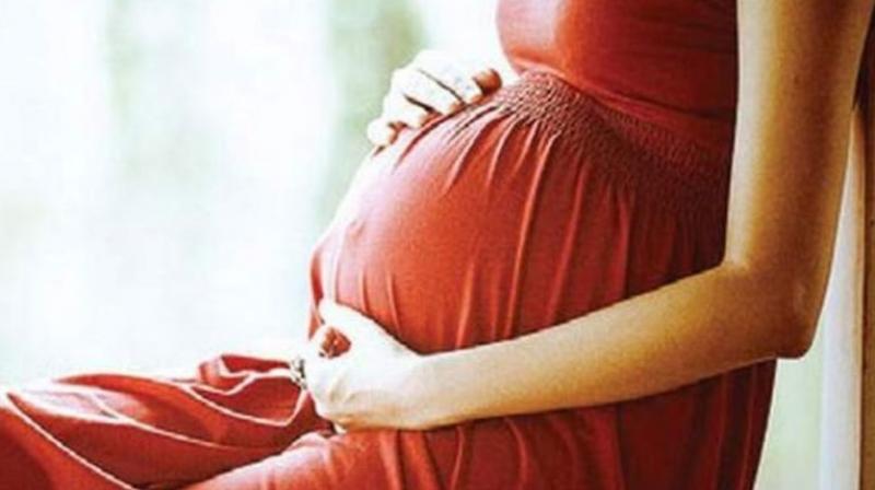 UP Man Rips Open Pregnant Wife's Stomach To Find Out Baby's Gender UP Man Rips Open Pregnant Wife's Stomach To Find Out Baby's Gender