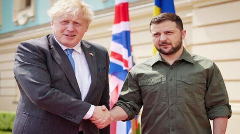 Ukrainian President Volodymyr Zelensky meets with British PM Boris Johnson