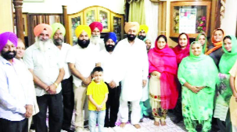 Bibi Harpal Kaur Sidhu.with Akali leaders Bibi Harpal Kaur Sidhu.with Akali leaders