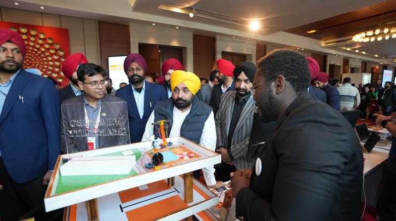 CM  EXHORTS YOUTH USE YOUR NEW IDEAS AND INNOVATIONS News in punjabi 