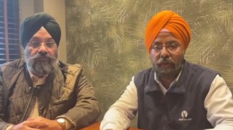Manjit GK and Paramjit Sarna demanded to withdraw the orders given by SDM Rohini regarding Gurdwaras in Sector 21. Manjit GK and Paramjit Sarna demanded to withdraw the orders given by SDM Rohini regarding Gurdwaras in Sector 21.