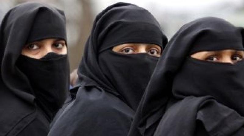Shiv Sena demands banned wearing of Burqa