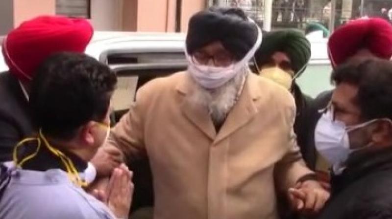 Former Chief Minister Parkash Singh Badal arrives at DMC Ludhiana for medical check up