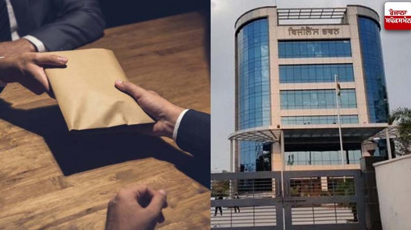 Vigilance Bureau nabs CDPO, his Peon for taking bribe Rs 20,000 Vigilance Bureau nabs CDPO, his Peon for taking bribe Rs 20,000