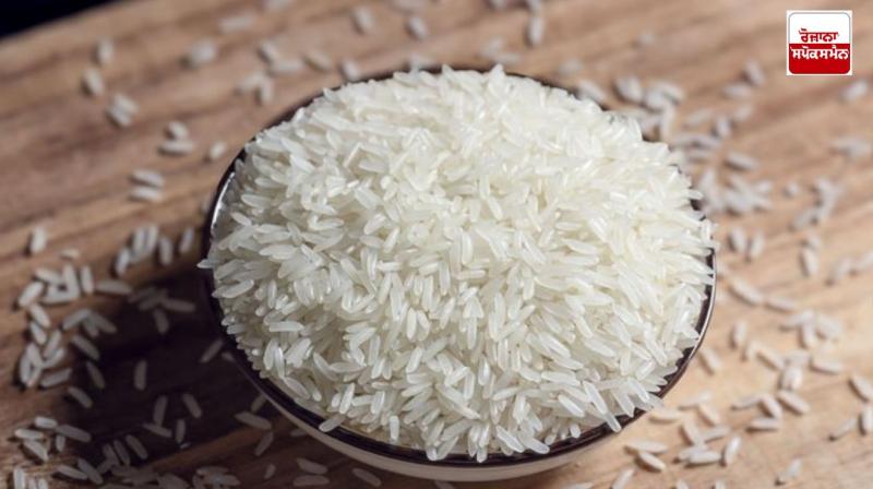 No longer banning the export of non-basmati white rice, the government removed the minimum export price No longer banning the export of non-basmati white rice, the government removed the minimum export price