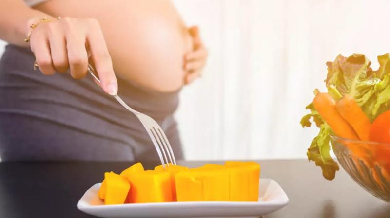 Pregnant women should not eat papaya, it can be harmful Pregnant women should not eat papaya, it can be harmful