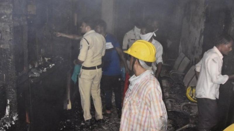 Fire broke out in a private hospital in Jabalpur, 8 deaths Fire broke out in a private hospital in Jabalpur, 8 deaths