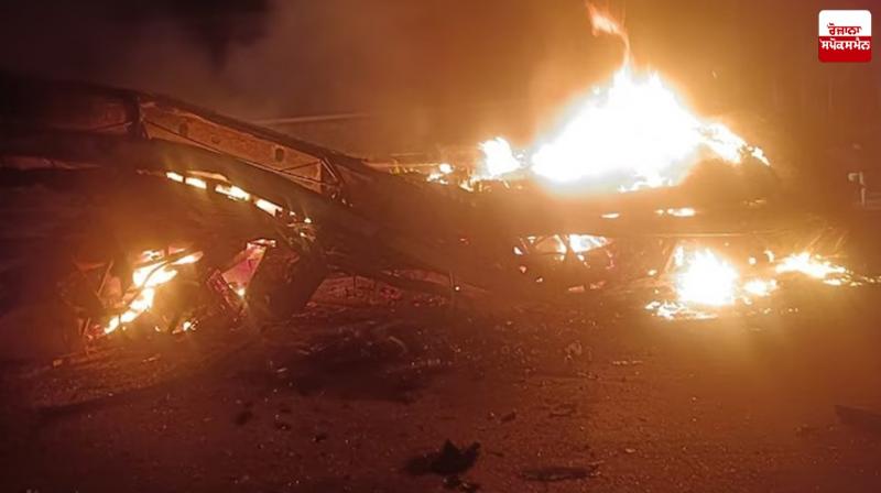 Karnataka Bus Fire News