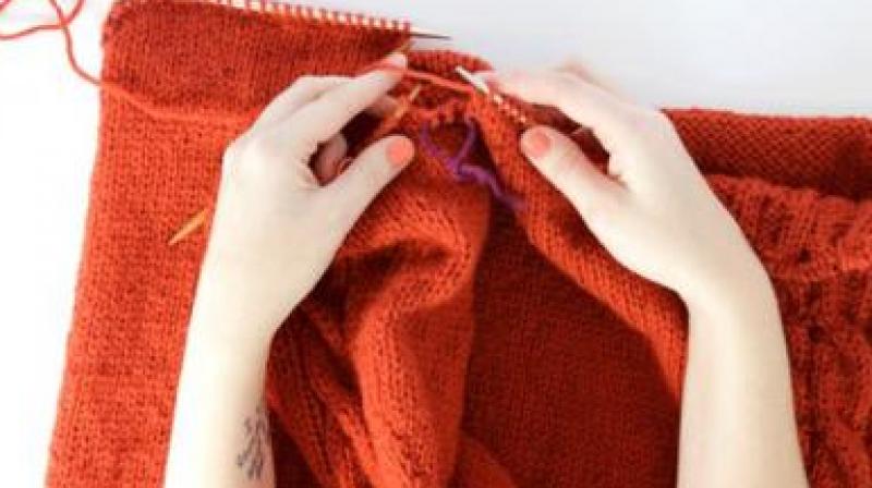 Sweater: Aunty sent me a sweater with stars, wearing it I went to play with my friends... Sweater: Aunty sent me a sweater with stars, wearing it I went to play with my friends...