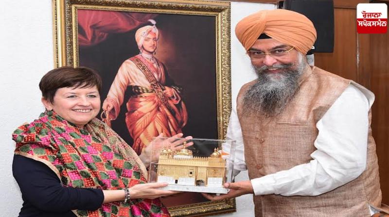 Ambassador of Czech Republic called on Punjab Vidhan Sabha Speaker Ambassador of Czech Republic called on Punjab Vidhan Sabha Speaker