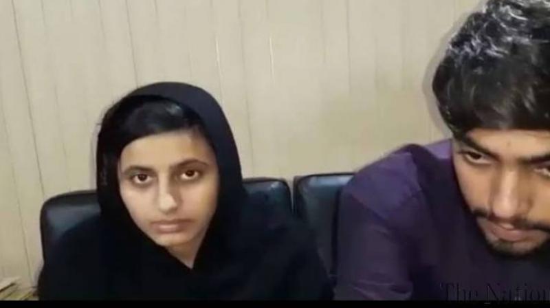 Pakistani court allows Sikh girl to go with Muslim husband Pakistani court allows Sikh girl to go with Muslim husband