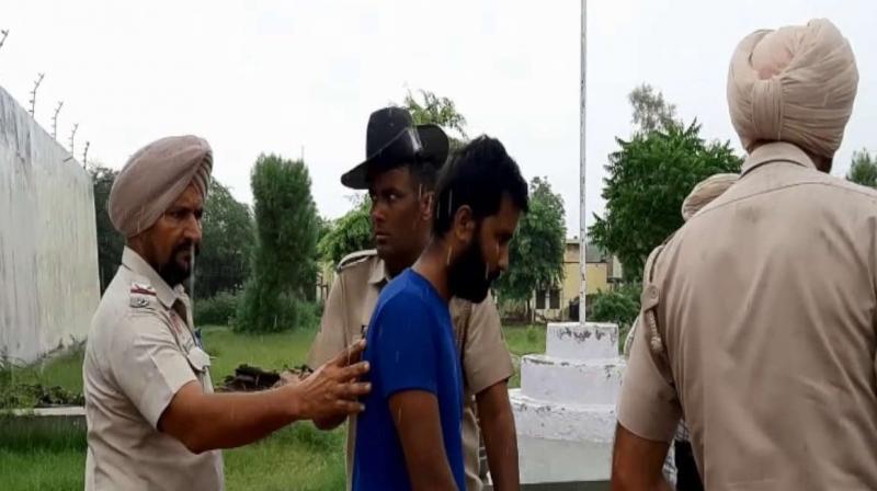 Sidhu Moosewala murder case: Rajasthan's history sheeter Arshad Khan brought to Punjab on production warrant Sidhu Moosewala murder case: Rajasthan's history sheeter Arshad Khan brought to Punjab on production warrant