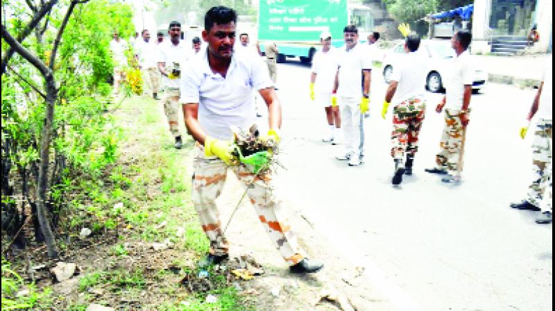 ITBP Soldier While Doing Cleaning.