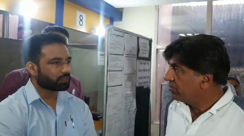Cabinet Minister Brahm Shankar Jimpa raids Mohali Tehsil Cabinet Minister Brahm Shankar Jimpa raids Mohali Tehsil