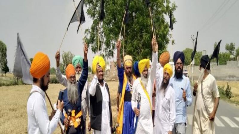 People Protest Against Gulzar Singh Ranike