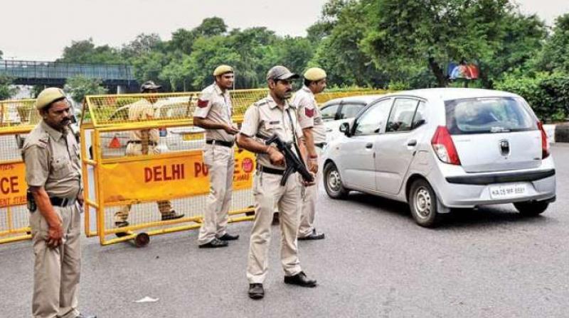 Delhi Police arrest Pakistani terrorist Delhi Police arrest Pakistani terrorist