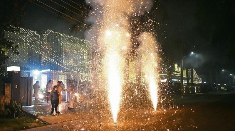 Government files appeal in SC regarding permission for firecrackers in Delhi Government files appeal in SC regarding permission for firecrackers in Delhi