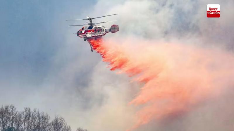 Firefighter helicopter crashes, pilot dies Firefighter helicopter crashes, pilot dies