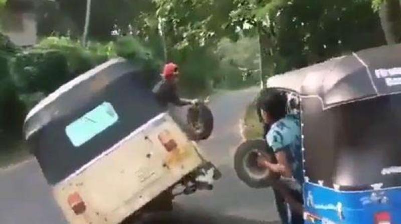 Auto driver changes tyrer Auto driver changes tyrer