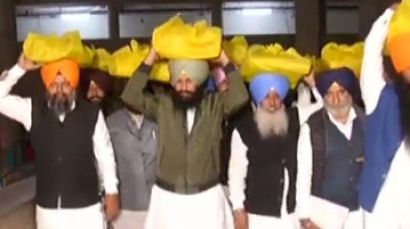  Punjab Adhikar Yatra of bains brothers reached At Vidhan Sabha 