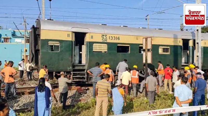 Villupuram train derailed Villupuram train derailed