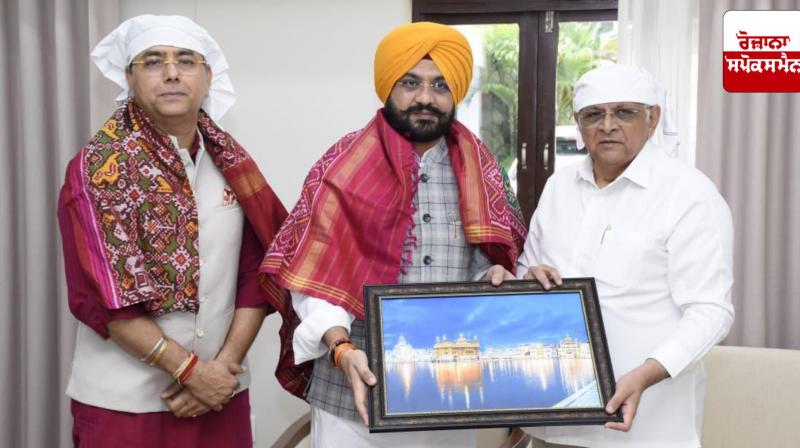 Aman Arora and Tarunpreet Saund invite Gujarat Chief Minister for events dedicated to Martyrdom Day Aman Arora and Tarunpreet Saund invite Gujarat Chief Minister for events dedicated to Martyrdom Day