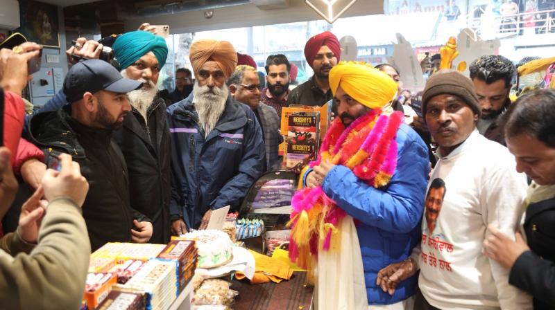 Bhagwant Mann's door-to-door campaign in Jalandhar Bhagwant Mann's door-to-door campaign in Jalandhar