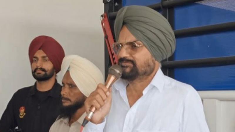Balkaur Singh Gunman Fight Each Other Balkaur Singh Gunman Fight Each Other