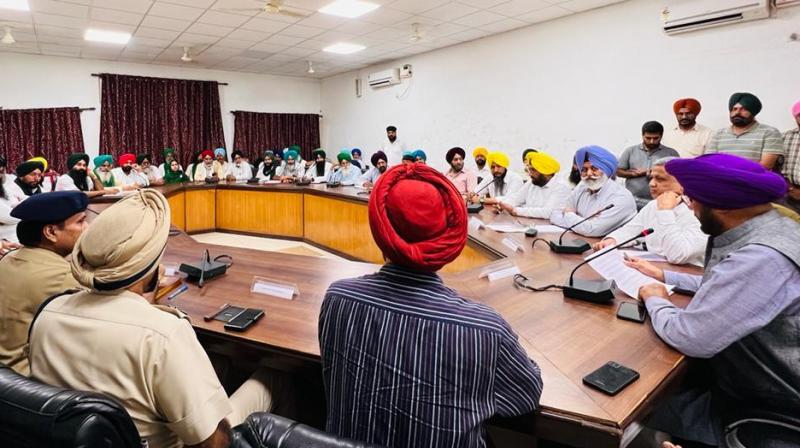 Sugarcane Farmers withdrew the call for protest Sugarcane Farmers withdrew the call for protest
