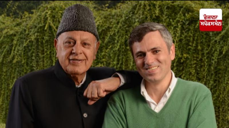 Farooq Abdullah with his son Omar Abdullah Farooq Abdullah with his son Omar Abdullah