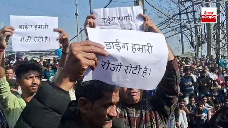 The police detained Simranjit Singh Maan at home The police detained Simranjit Singh Maan at home
