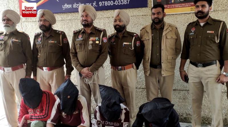 ਪੁਲਿਸ ਵਲੋਂ ਫੜੇ ਗਏ ਮੁਲਜ਼ਮ ਪੁਲਿਸ ਵਲੋਂ ਫੜੇ ਗਏ ਮੁਲਜ਼ਮ