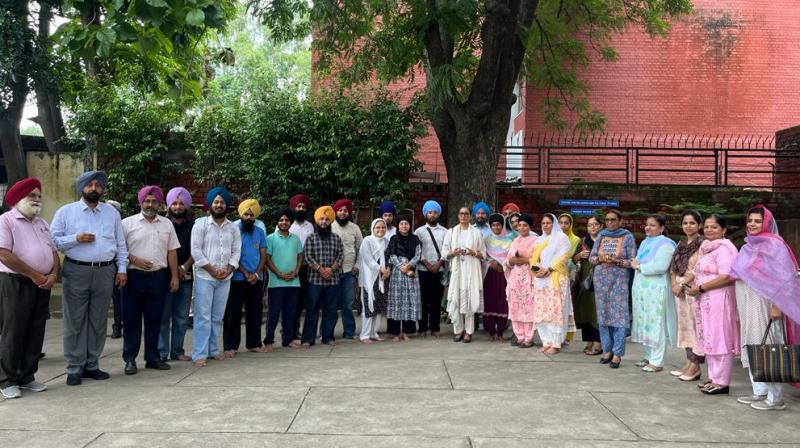 SGGS College started the new academic session with its institutional feature SGGS College started the new academic session with its institutional feature