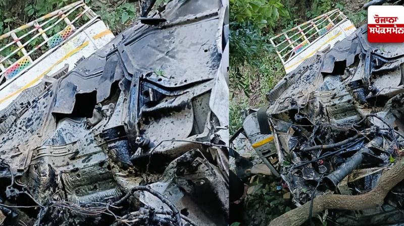 A pickup vehicle fell into a ravine at Nainital in Uttarakhand A pickup vehicle fell into a ravine at Nainital in Uttarakhand