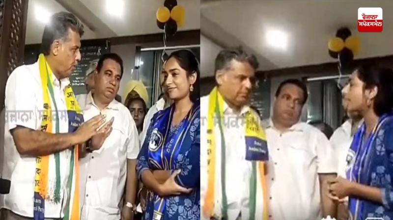 BSP candidates reached the ongoing press conference of Manish Tiwari BSP candidates reached the ongoing press conference of Manish Tiwari